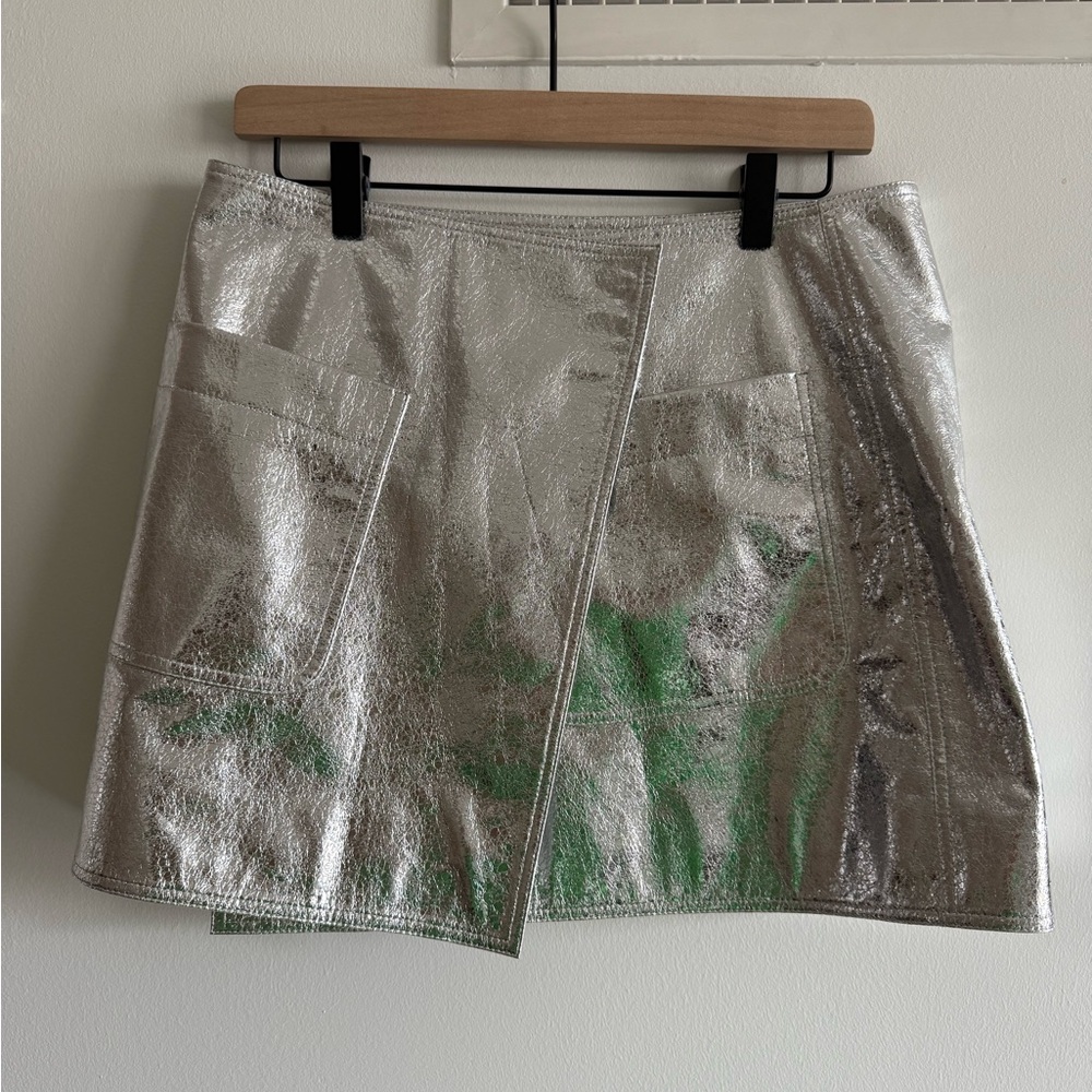 *Rare* Rag & Bone ‘Kyla’ Shimmering Silver Mini Skirt Size 8